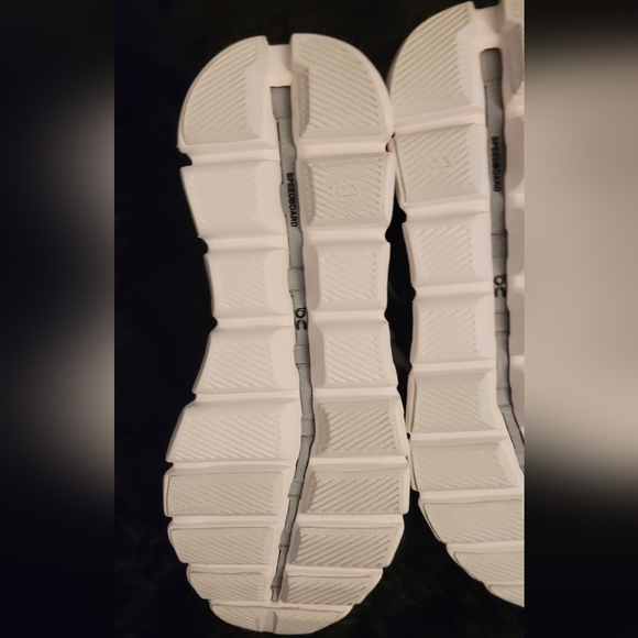 On Running Women Cloud X AD size 9.5 - Picture 13 of 16